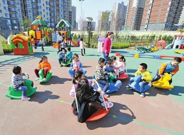 你認為你家孩子上常規幼兒園好還是上國學幼兒園好